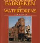 Langs pakhuizen, fabrieken en watertorens.